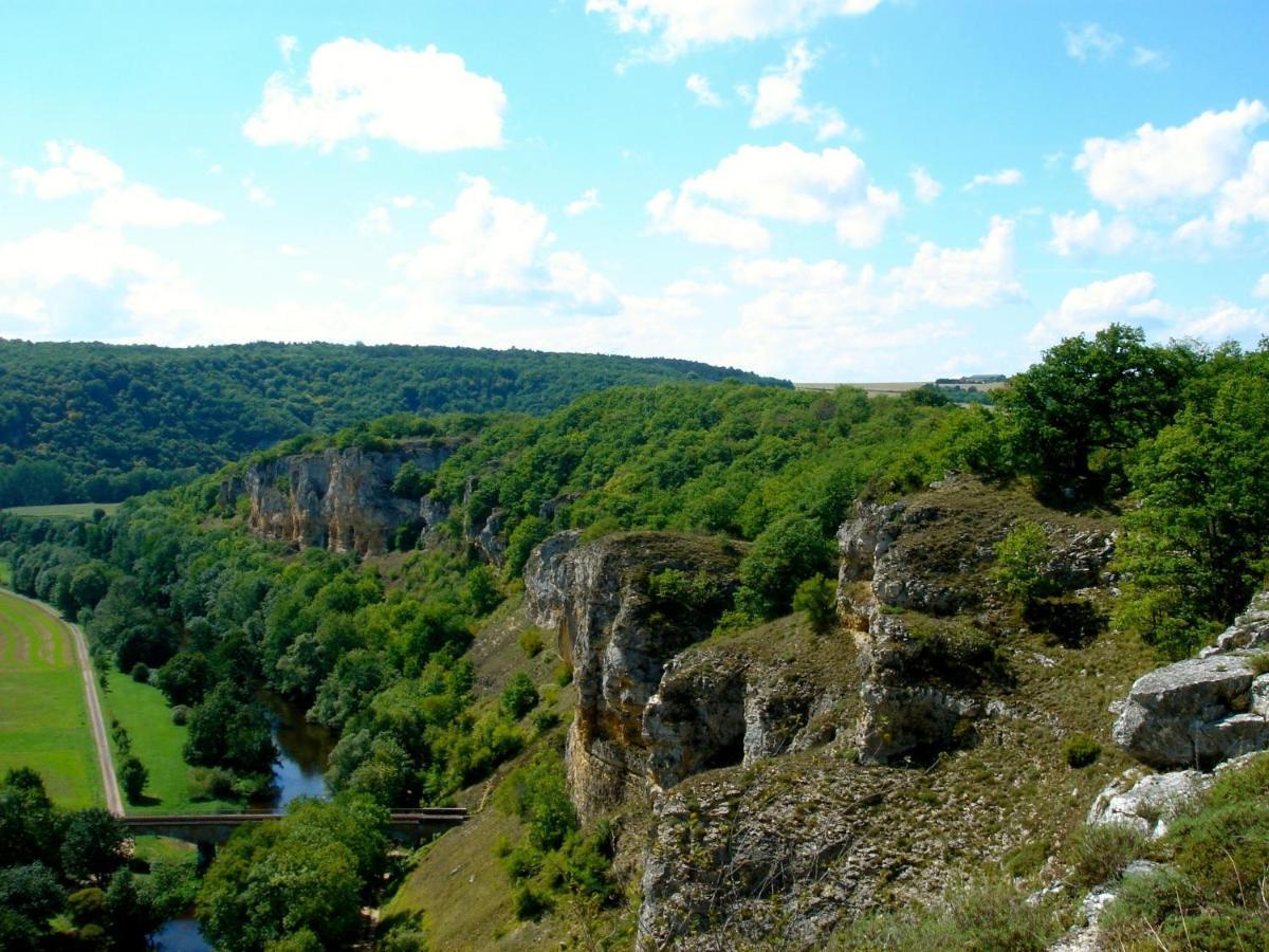 Saint-MoreLa Roche Du Moulin别墅 外观 照片